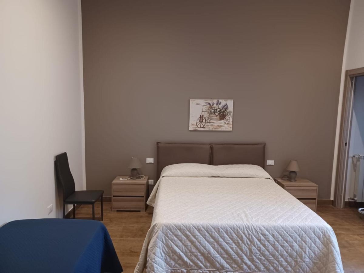 Giorgisa Apartment Палермо Екстериор снимка